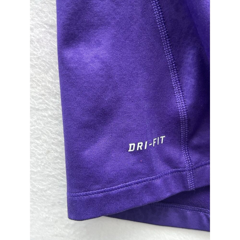 Nike Pro Dri-FIT 1/4 zip athletic pullover. - Picture 7 of 7